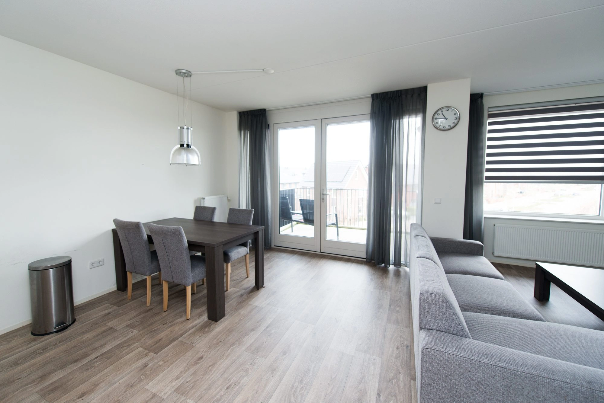 Huissen 4